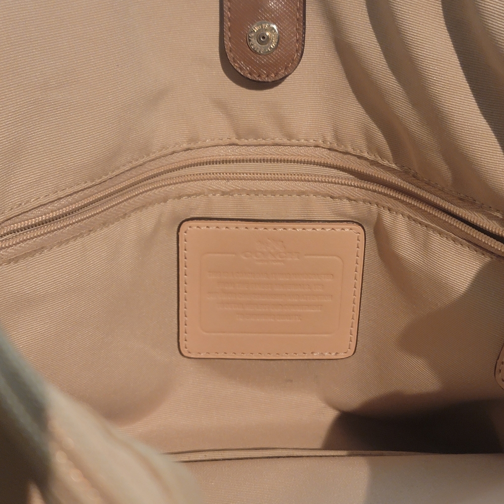 Vintage Coach Peyton Brown Leather Tote Bag - Picture 6 of 11